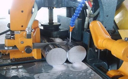 金口河卧式带锯床的送料方式有哪几种？